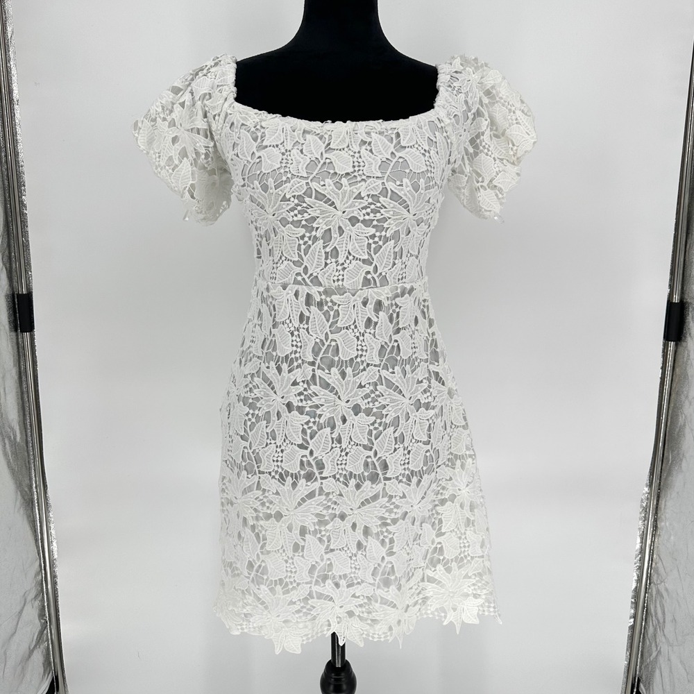 Lucy Paris White‎ Floral Lace Mini Dress Puff Sleeve Smocked Back Small